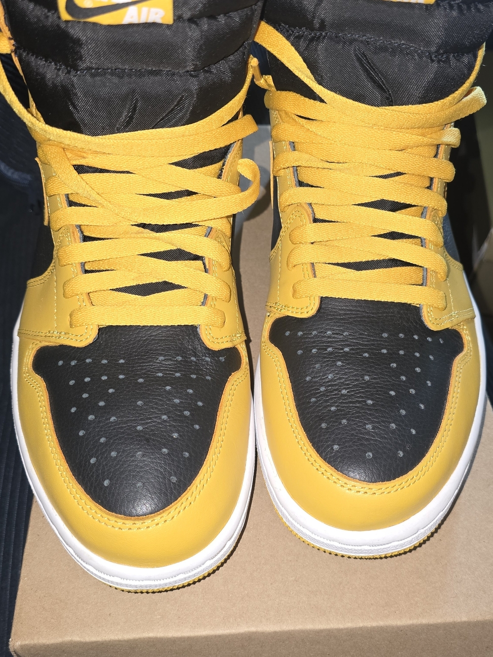 Air Jordan 1 High OG Mens Size 13